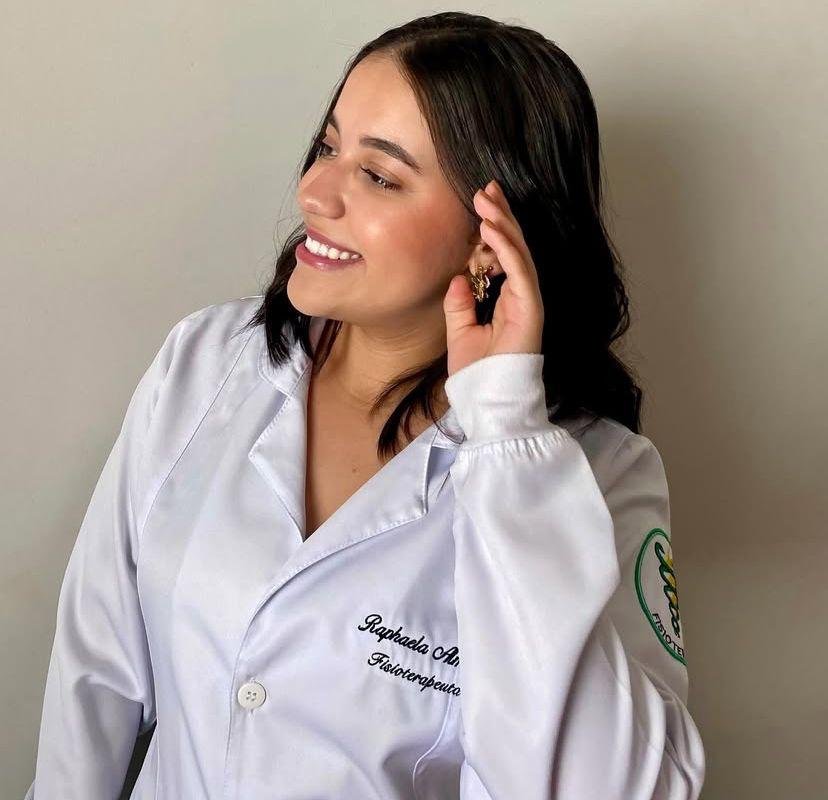 Raphaela Almeida Fisioterapeuta